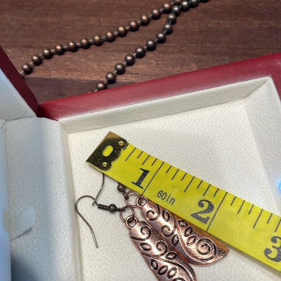 Elegant Copper Swirl Earrings - Picture 3 of 3